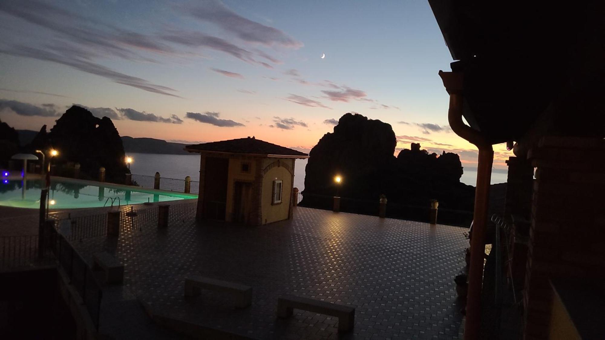 Villa Tramonti Sul Mare Nebida ภายนอก รูปภาพ